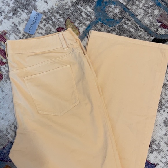 Chico’s Twill Barely Flare Pants, Raffia Size 2 - Picture 4 of 4